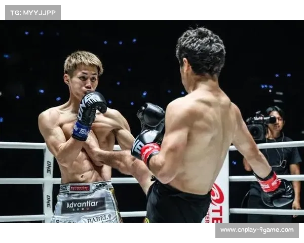 井上拓真左架战术克制天心,第七回合一次读秒锁定胜局 井上拓真左架战术克制天心,第七回合一次读秒锁定胜局